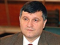 Аваков признал, что идет постоянный мониторинг соцсетей «с целью выявления призывов к дестабилизации»